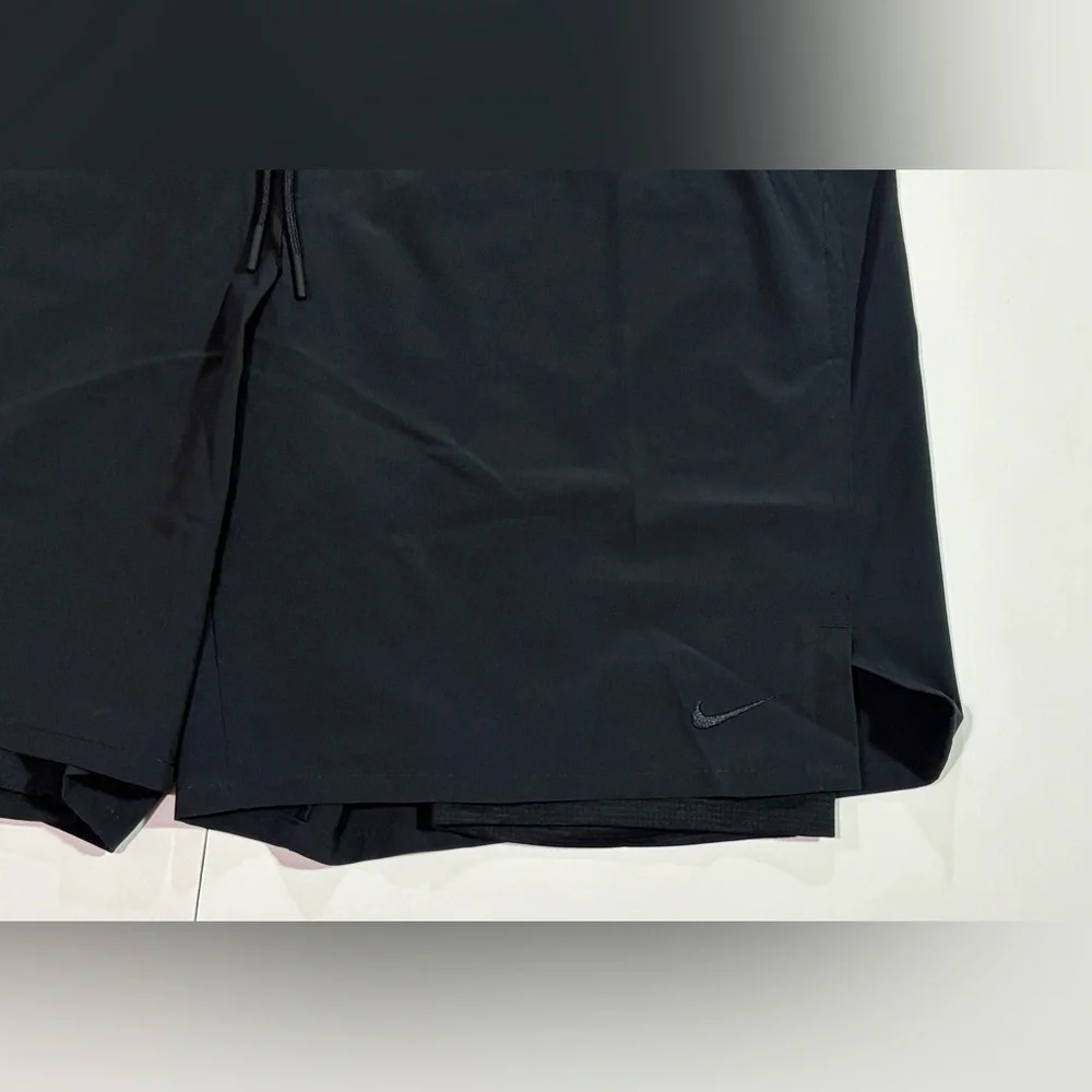 Nike Unlimited Men's Dri-FIT ADV 7